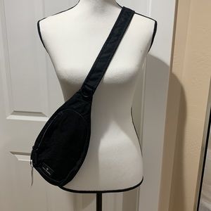 Lighten Up Essential Compact Sling
